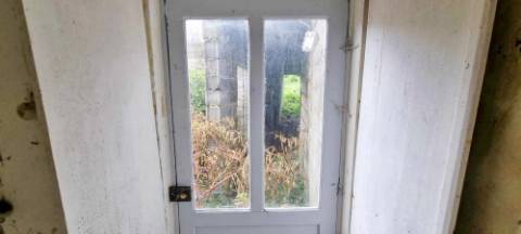 VENDA de CASA - MORADIA para reabilitar - Vila Nova, Praia da Vitória, Ilha Terceira, Açores