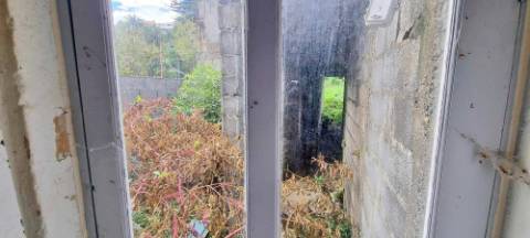 VENDA de CASA - MORADIA para reabilitar - Vila Nova, Praia da Vitória, Ilha Terceira, Açores