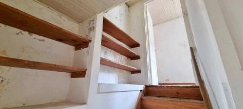 VENDA de CASA - MORADIA para reabilitar - Vila Nova, Praia da Vitória, Ilha Terceira, Açores