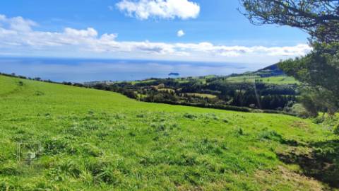 VENDA de TERRENO/PRÉDIO RÚSTICO - Freguesia de São Miguel, Vila Franca do Campo, Ilha de São Miguel, Açores