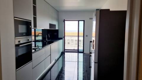 APARTAMENTO T2 para ARRENDAR no centro da cidade Ponta Delgada, Ilha de São Miguel, Açores