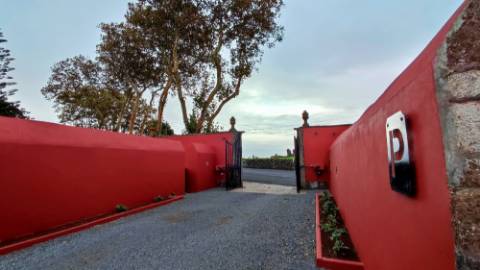 VENDA de SOLAR com empreendimento turístico rural (Casas de Campo) - Almagreira, Vila do Porto, Ilha de Santa Maria, Açores