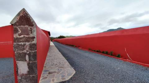 VENDA de SOLAR com empreendimento turístico rural (Casas de Campo) - Almagreira, Vila do Porto, Ilha de Santa Maria, Açores