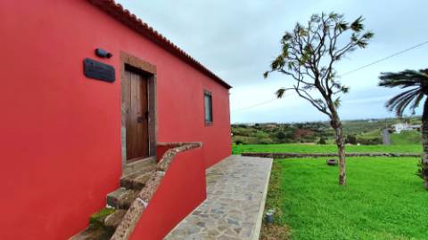 VENDA de SOLAR com empreendimento turístico rural (Casas de Campo) - Almagreira, Vila do Porto, Ilha de Santa Maria, Açores