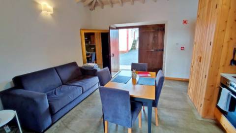 VENDA de SOLAR com empreendimento turístico rural (Casas de Campo) - Almagreira, Vila do Porto, Ilha de Santa Maria, Açores