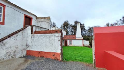 VENDA de SOLAR com empreendimento turístico rural (Casas de Campo) - Almagreira, Vila do Porto, Ilha de Santa Maria, Açores