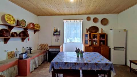 VENDA de SOLAR com empreendimento turístico rural (Casas de Campo) - Almagreira, Vila do Porto, Ilha de Santa Maria, Açores