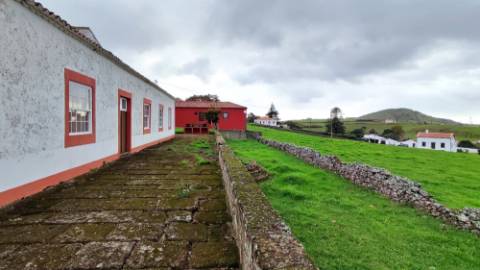VENDA de SOLAR com empreendimento turístico rural (Casas de Campo) - Almagreira, Vila do Porto, Ilha de Santa Maria, Açores