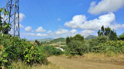 Amplo TERRENO em zona Industrial com potencial construtivo - Pico da Pedra, Ribeira Grande, Ilha de São Miguel, Açores
