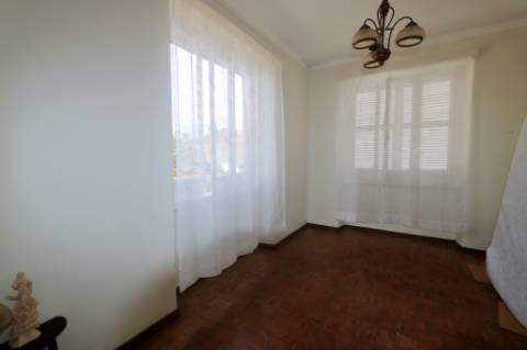 VENDA de VIVENDA - MORADIA com garagem, jardim e quintal - Santa Bárbara, Ribeira Grande, Ilha de São Miguel, Açores