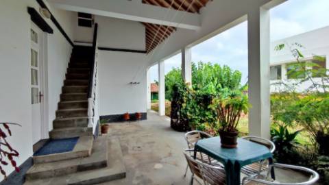 VENDA de VIVENDA - MORADIA com garagem, jardim e quintal - Santa Bárbara, Ribeira Grande, Ilha de São Miguel, Açores