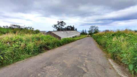 VENDA de TERRENO com VISTA MAR - São Brás, Ribeira Grande, Ilha de São Miguel, Açores