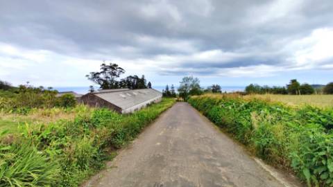 VENDA de TERRENO com VISTA MAR - São Brás, Ribeira Grande, Ilha de São Miguel, Açores