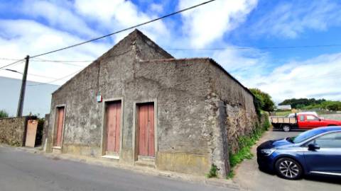 Pequeno ARMAZÉM - ARRECADAÇÃO para ARRENDAR - Arrifes, Ponta Delgada, Ilha de São Miguel, Açores