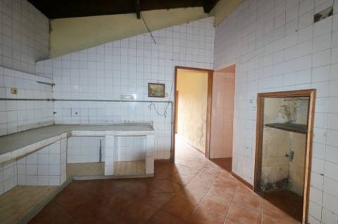 Pequeno ARMAZÉM - ARRECADAÇÃO para ARRENDAR - Arrifes, Ponta Delgada, Ilha de São Miguel, Açores