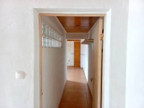 VENDA de APARTAMENTO T1 - Biscoitos, Calheta, Ilha de São Jorge, Açores