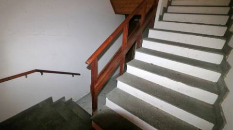 AMPLO EDIFÍCIO para VENDA com ÁREA COMERCIAL, ARMAZÉM e 9 APARTAMENTOS - Ponta Delgada, Ilha de São Miguel, Açores