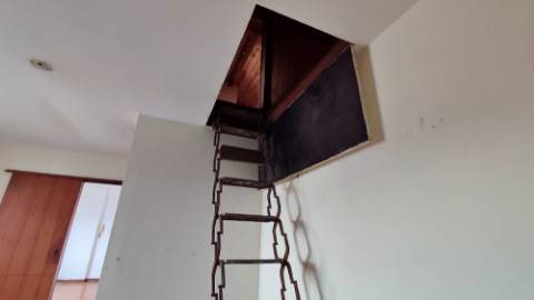 AMPLO EDIFÍCIO para VENDA com ÁREA COMERCIAL, ARMAZÉM e 9 APARTAMENTOS - Ponta Delgada, Ilha de São Miguel, Açores