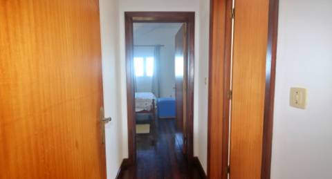 VENDA de VIVENDA - MORADIA à beira-mar, com AMPLO TERRENO, JARDIM e PISCINA - Mosteiros, Ponta Delgada, São Miguel, Açores