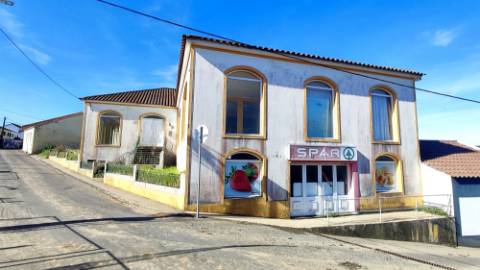 VENDA de ÁREA COMERCIAL - EDIFÍCIO - Achadinha, Nordeste, Ilha de São Miguel, Açores