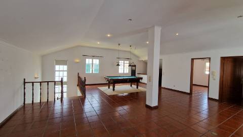 VENDA de MORADIA - VIVENDA T3+2 com Jardim e Garagem - Relva, Ponta Delgada, Ilha de São Miguel, Açores