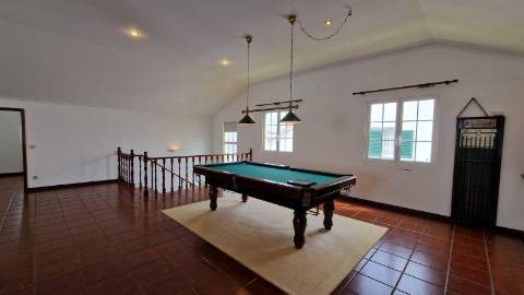 VENDA de MORADIA - VIVENDA T3+2 com Jardim e Garagem - Relva, Ponta Delgada, Ilha de São Miguel, Açores