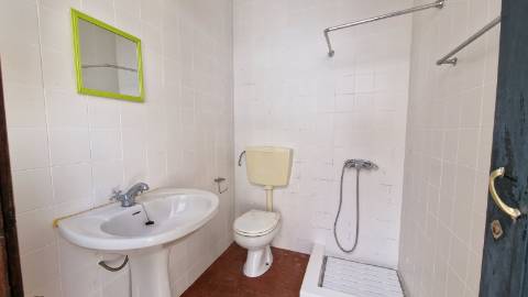 VENDA de MORADIA - VIVENDA T3+2 com Jardim e Garagem - Relva, Ponta Delgada, Ilha de São Miguel, Açores