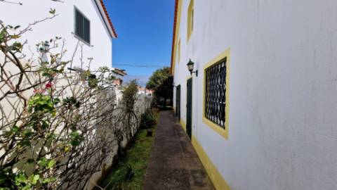 VENDA de MORADIA - VIVENDA T3+2 com Jardim e Garagem - Relva, Ponta Delgada, Ilha de São Miguel, Açores