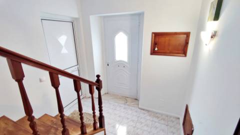 VENDA de CASA - MORADIA T3+1 com garagem e terraços - Arrifes, Ponta Delgada, Ilha de São Miguel, Açores