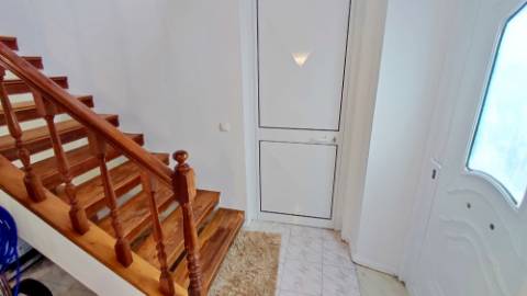 VENDA de CASA - MORADIA T3+1 com garagem e terraços - Arrifes, Ponta Delgada, Ilha de São Miguel, Açores