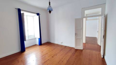 VENDA de CASA - MORADIA T3+1 com garagem e terraços - Arrifes, Ponta Delgada, Ilha de São Miguel, Açores