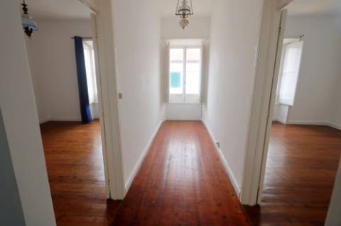 VENDA de CASA - MORADIA T3+1 com garagem e terraços - Arrifes, Ponta Delgada, Ilha de São Miguel, Açores