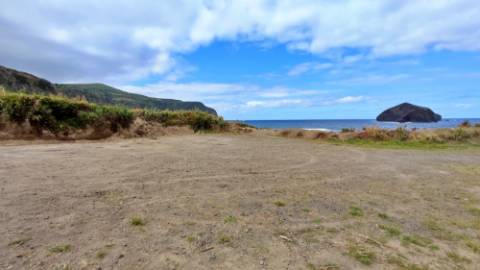VENDA de TERRENO à beira-mar com PROJETO APROVADO - Mosteiros, Ponta Delgada, Ilha de São Miguel, Açores