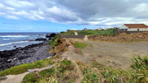VENDA de TERRENO à beira-mar com PROJETO APROVADO - Mosteiros, Ponta Delgada, Ilha de São Miguel, Açores