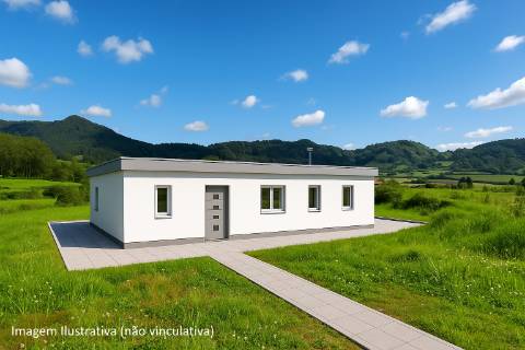 VENDA de MORADIA ISOLADA T2+1 NOVA, com amplo TERRENO - Povoação, Ilha de São Miguel, Açores