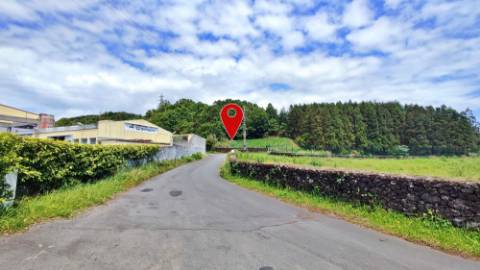 AMPLO TERRENO para projecto industrial junto ao Pico da Pedra, Ribeira Grande, Ilha de São Miguel, Açores