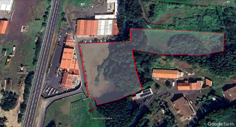 AMPLO TERRENO para projecto industrial junto ao Pico da Pedra, Ribeira Grande, Ilha de São Miguel, Açores