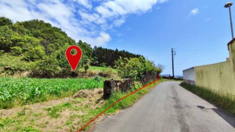 AMPLO TERRENO para projecto industrial junto ao Pico da Pedra, Ribeira Grande, Ilha de São Miguel, Açores