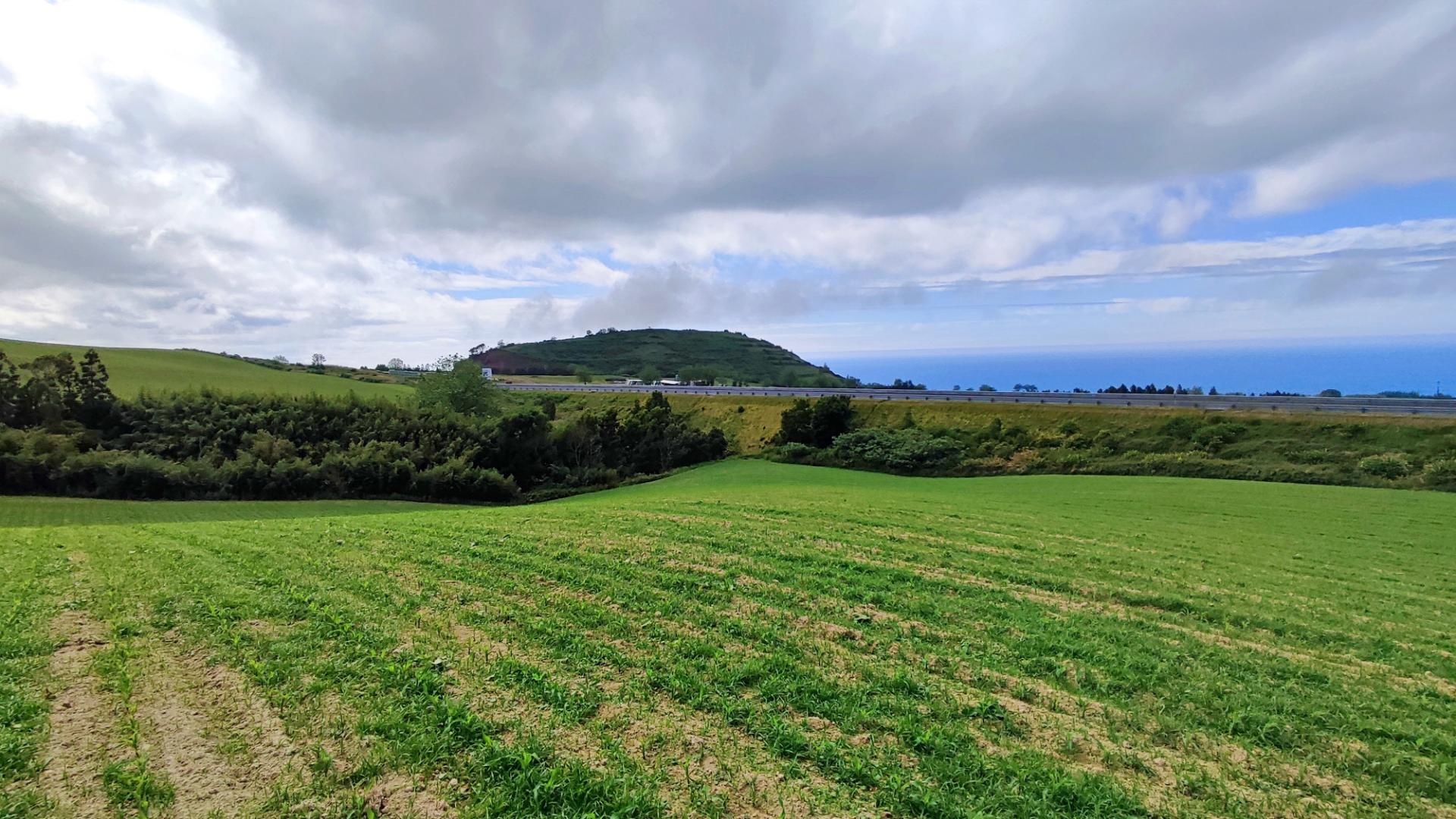VENDA de TERRENO RÚSTICO - Fenais da Ajuda, Ribeira Grande, Ilha de São Miguel, Açores