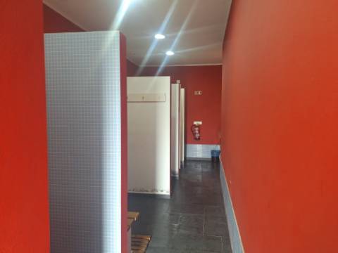 VENDA de Edifício - Comércio - Ginásio com amplo terreno - Ribeirinha, Horta, Ilha do Faial, Açores