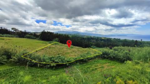 VENDA de TERRENO RÚSTICO - Pastagem e Mata - Ribeira Funda, Fenais da Ajuda, Ribeira Grande, Ilha de São Miguel, Açores