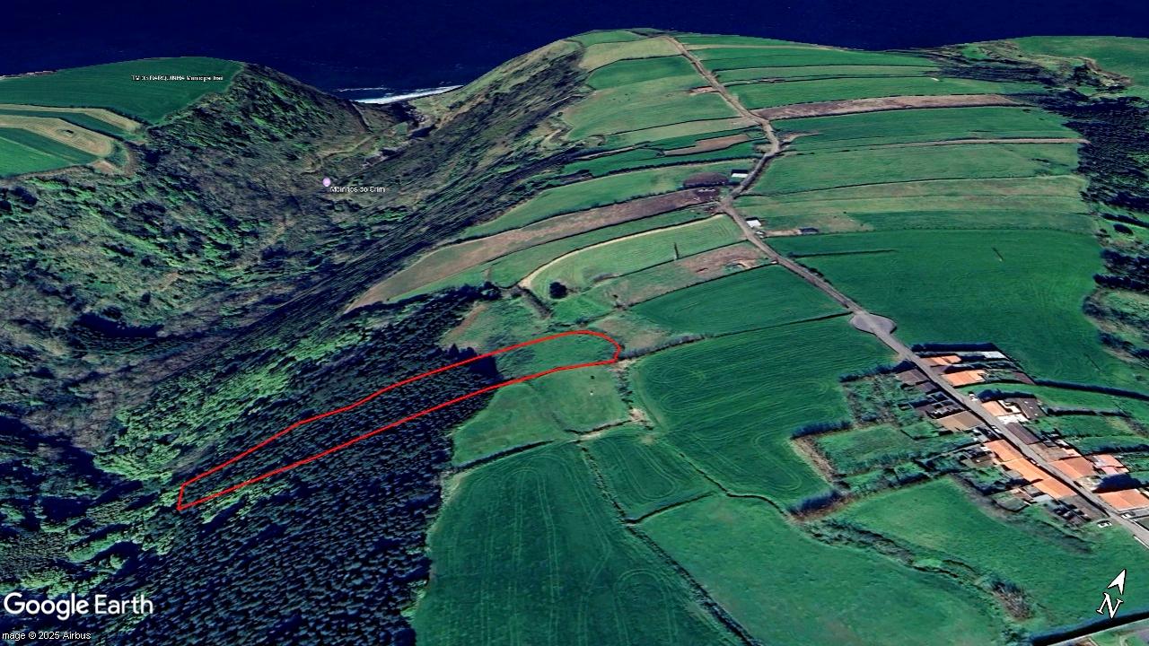 VENDA de TERRENO RÚSTICO - Pastagem e Mata - Ribeira Funda, Fenais da Ajuda, Ribeira Grande, Ilha de São Miguel, Açores