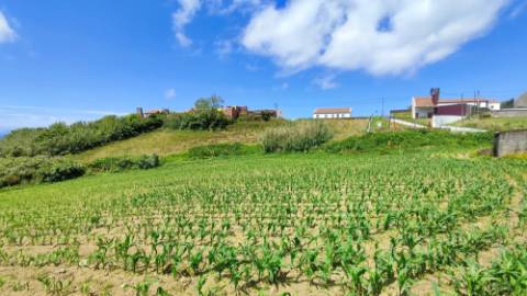 VENDA de TERRENO rústico com vista mar - Ribeira Funda, Fenais da Ajuda, Ribeira Grande, Ilha de São Miguel, Açores
