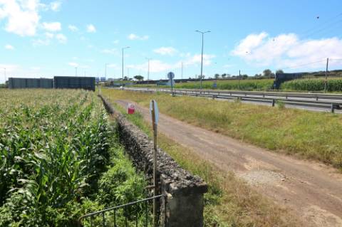 VENDA de TERRENO com potencial para Construção - São José, Ponta Delgada, Ilha de São Miguel, Açores