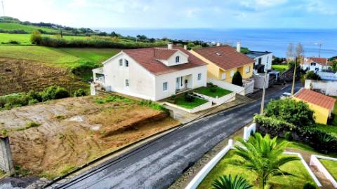 VENDA de TERRENO para CONSTRUÇÃO - Lomba do Alcaide, Povoação, Ilha de São Miguel, Açores
