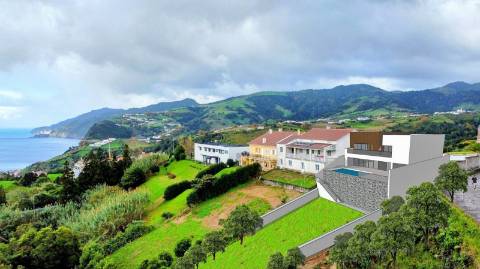 VENDA de TERRENO para CONSTRUÇÃO - Lomba do Alcaide, Povoação, Ilha de São Miguel, Açores
