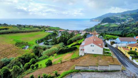 VENDA de TERRENO para CONSTRUÇÃO - Lomba do Alcaide, Povoação, Ilha de São Miguel, Açores