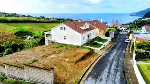 VENDA de TERRENO para CONSTRUÇÃO - Lomba do Alcaide, Povoação, Ilha de São Miguel, Açores