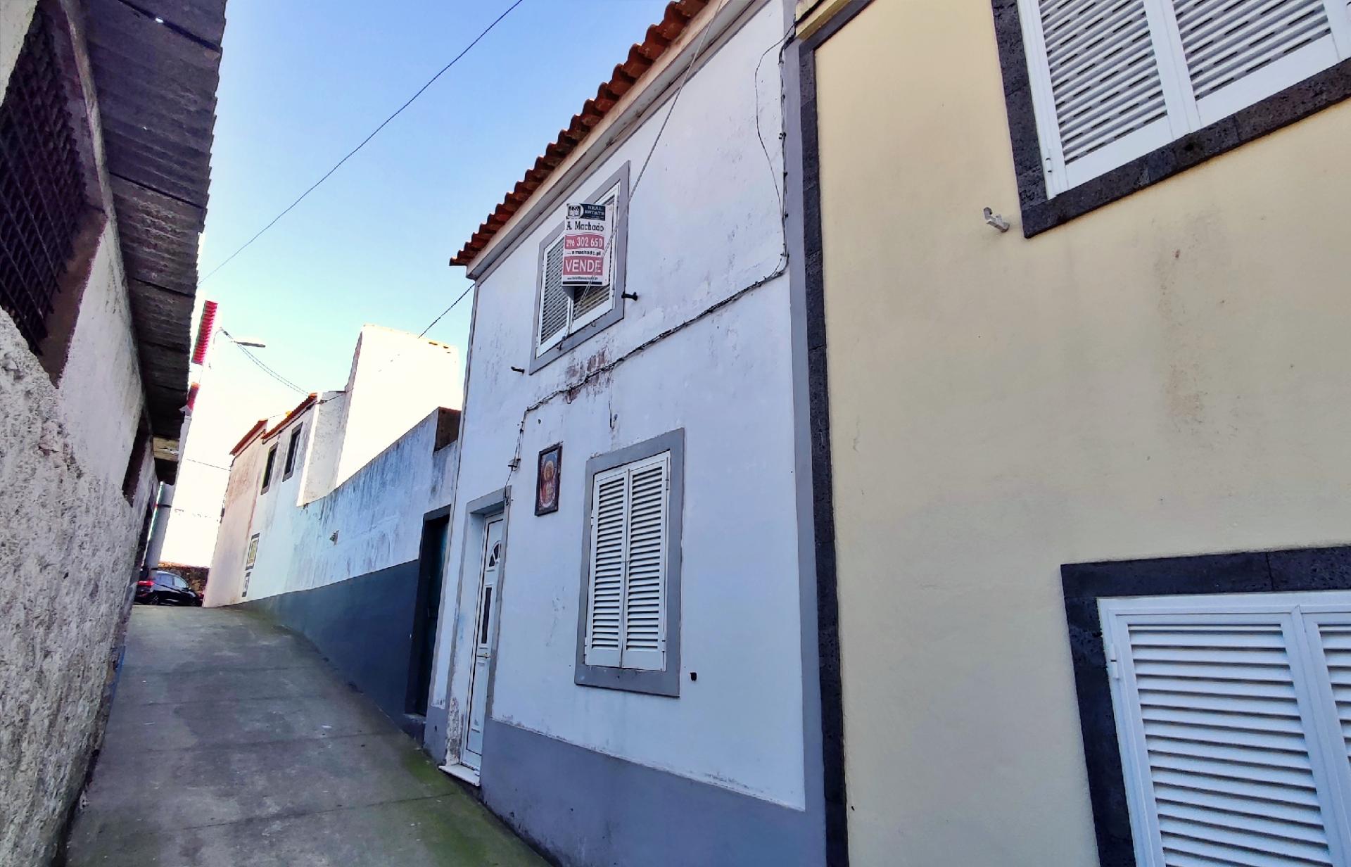 VENDA de CASA - MORADIA T2 - Livramento, Ponta Delgada, Ilha de São Miguel, Açores