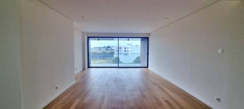 APARTAMENTO T2 NOVO para ARRENDAR - São Pedro, Ponta Delgada, Ilha de São Miguel, Açores